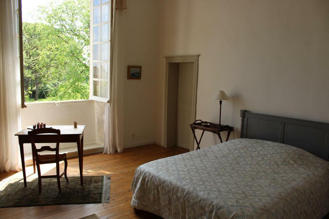 L'Ancien Couvent Cahuzac Bed & Breakfast Bagian luar foto